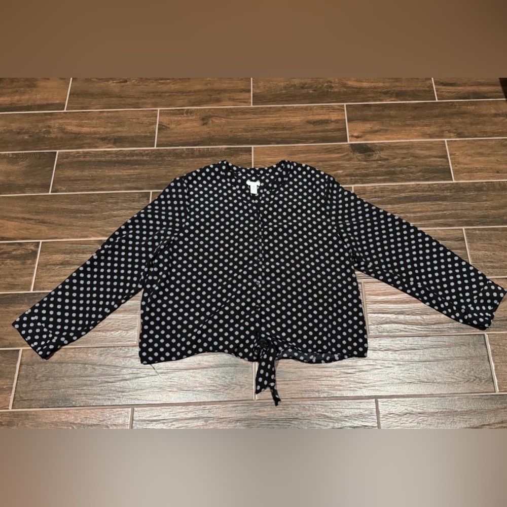 chico's womens long roll tab sleeve tie front blouse black w/white dots size 16